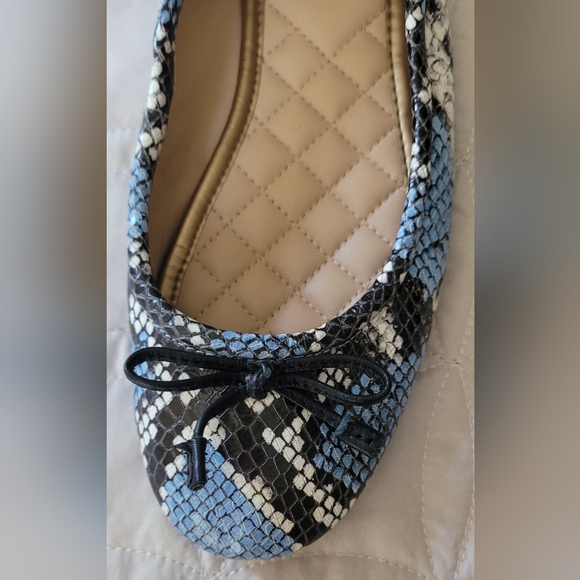 J Mclaughlin Mercer Ballet Flats Snakeskin Blue Black Size 7 Leather Sole - Picture 9 of 16